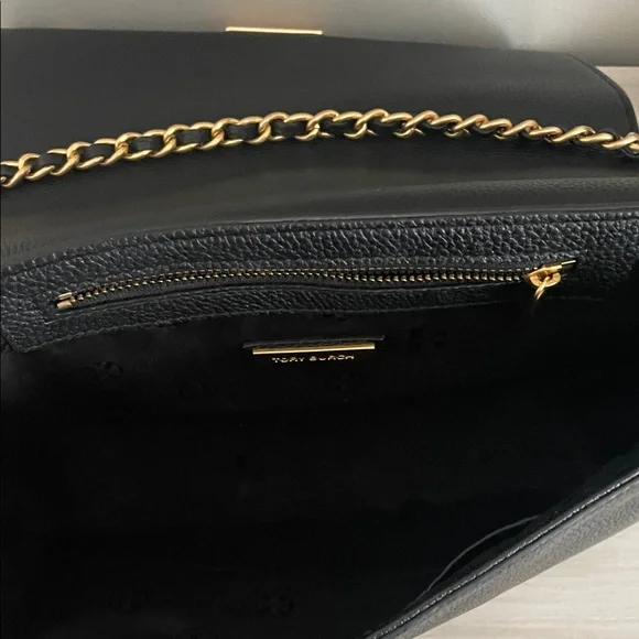 Tory Burch Black Leather Shoulder Bag with Gold Chain - Picture 2 of 8